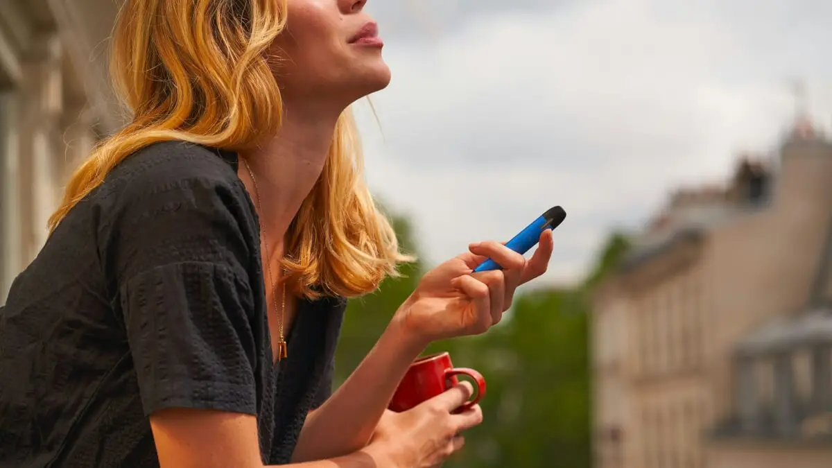 Balans mellan vaping och arbete illustration